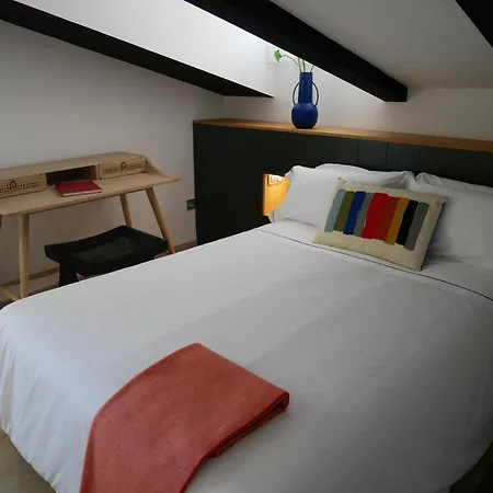 La Rayuela Homestay *